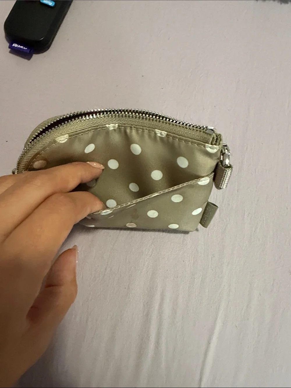 Lululemon khaki Dot clippable card holder